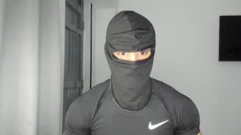 Snapshot of mysterious_muscles chatting on 04.24.26 mysterious_muscles online show from 04.24.26