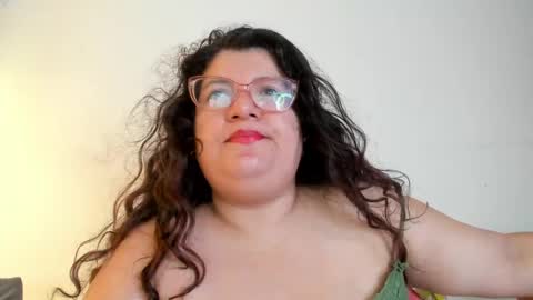 Snapshot of mystery_psique chatting on 04.21.26 mystery_psique online show from 04.21.26
