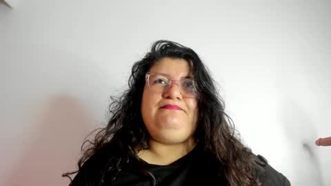 Snapshot of mystery_psique chatting on 05.23.26 mystery_psique online show from 05.23.26