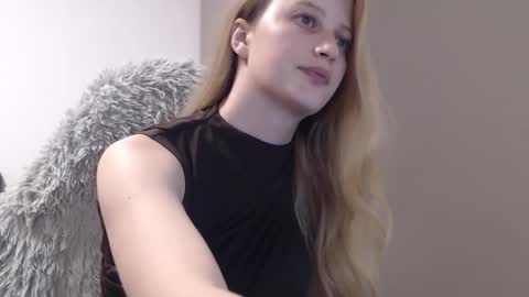 Mystery Girl online show from 03.31.26