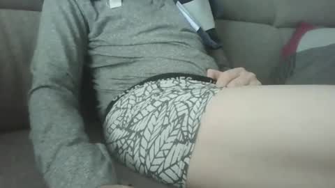 Snapshot of mysteryguy1990 chatting on 10.26.25 mysteryguy1990 online show from 10.26.25