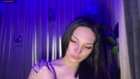 UR GIRL NEXTDOOR online show from 02.23.26