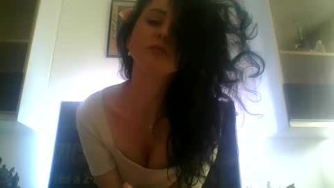 Mystic Arya online show from 12.14.25