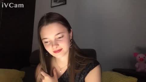 Leya online show from 10.22.25