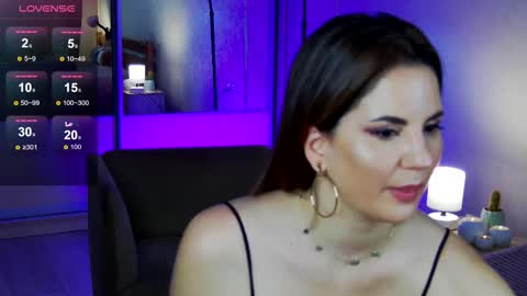 Angeline online show from 11.25.25