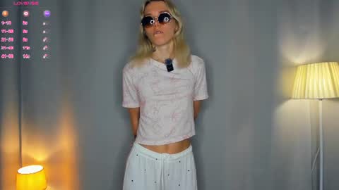 Olivia or just olive online show from 07.26.26