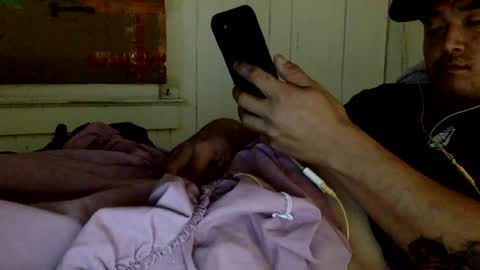 str8 dom alphaAsian Daddy type. sorry not bi or  curious but i dont judgediscrimenate. online show from 02.06.25
