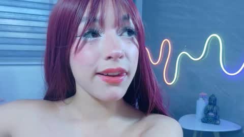 Snapshot of naaomi_cute chatting on 10.22.25 naaomi_cute online show from 10.22.25
