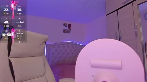 Snapshot of naath_ chatting on 01.24.25 anny online show from 01.24.25