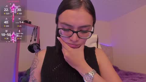 Snapshot of naath_ chatting on 02.04.25 anny online show from 02.04.25