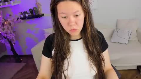 NabiBrown online show from 07.10.26