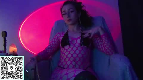 Snapshot of nadanadiaa chatting on 09.29.25 nadanadiaa online show from 09.29.25