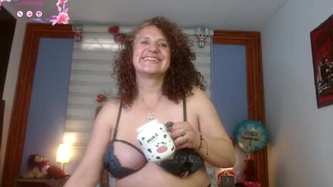 nadia_84 online show from 05.04.26