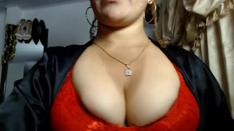 Nadia  online show from 07.26.26