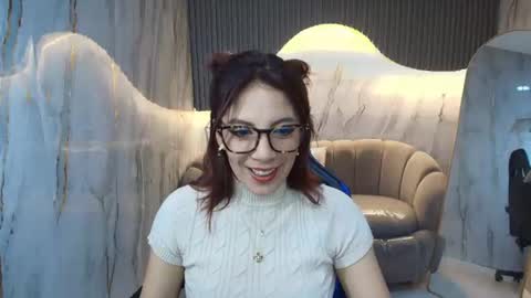Nadia  online show from 06.19.26