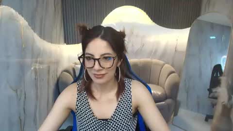 Nadia  online show from 06.20.26