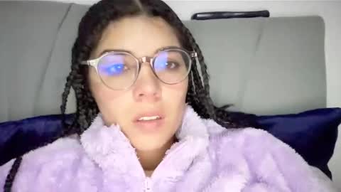 Snapshot of naduu__xx chatting on 01.03.25 naduu__xx online show from 01.03.25