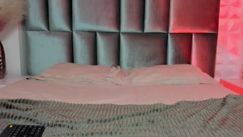 Naenia online show from 02.07.26