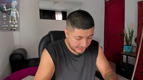 Snapshot of naes_brown chatting on 07.28.26 naes_brown online show from 07.28.26