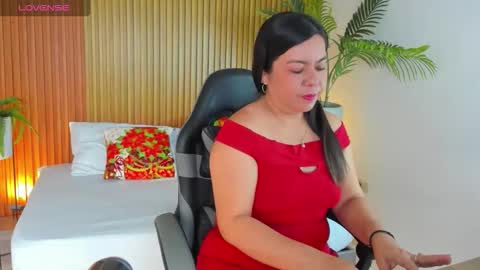 Snapshot of nahia_13 chatting on 12.03.25 N A H I A online show from 12.03.25