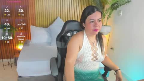 Snapshot of nahia_13 chatting on 04.21.26 N A H I A online show from 04.21.26