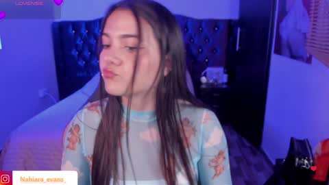 Snapshot of nahiara_evans_ chatting on 02.04.25 NAHIARA EVANS online show from 02.04.25