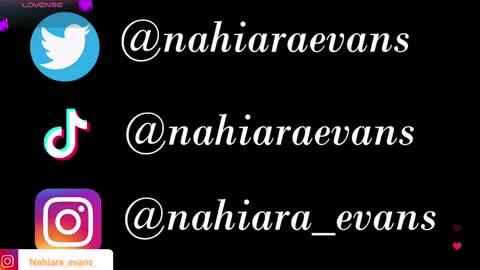 Snapshot of nahiara_evans_ chatting on 09.13.25 NAHIARA EVANS online show from 09.13.25