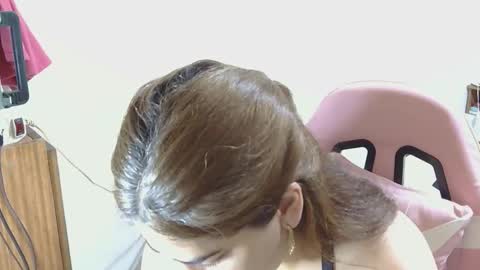 nahiarabiel online show from 05.06.26