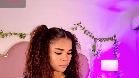 Snapshot of nahiarareina chatting on 07.29.26 NahiaraReina online show from 07.29.26