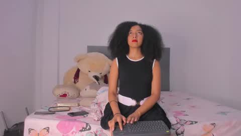 Laura online show from 01.17.25