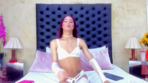 Nahomi  online show from 02.07.26