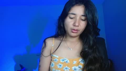 Snapshot of nahomy_rain chatting on 04.24.26 online show from 04.24.26