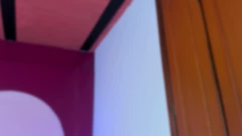 Nahomy Roberts online show from 02.19.25