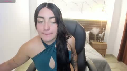 Snapshot of naiah_blue chatting on 06.26.26 naiah_blue online show from 06.26.26