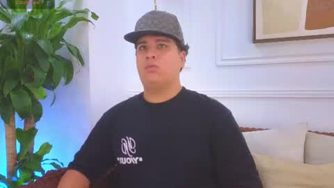 naimruiz_ online show from 07.19.26