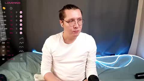 Isaac online show from 07.10.26