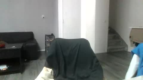 Snapshot of nakedxxxman chatting on 10.06.25 nakedxxxman online show from 10.06.25