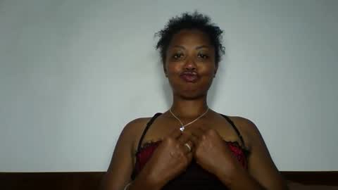 Snapshot of nalinah86 chatting on 02.21.26 nalinah86 online show from 02.21.26