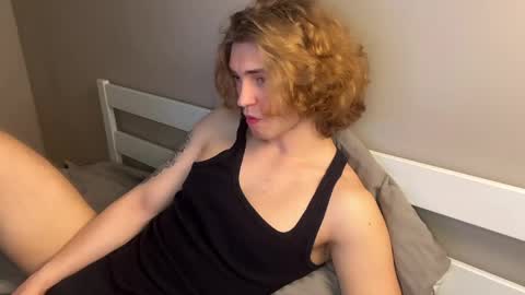 Snapshot of namiraaxel chatting on 05.02.26 Georges online show from 05.02.26