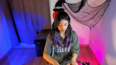 Nana  Natalia online show from 10.27.25