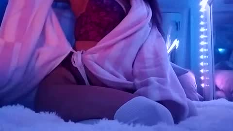 Snapshot of nancyybonita chatting on 12.30.24 nancyybonita online show from 12.30.24