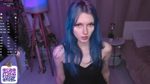 Snapshot of nannetteterrill chatting on 05.17.26 nannetteterrill online show from 05.17.26