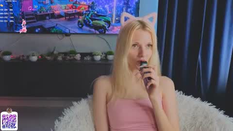 nannetteterrill online show from 06.26.26