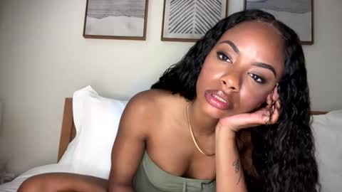 Snapshot of nanneyrose chatting on 03.08.26 Nanneypooh online show from 03.08.26