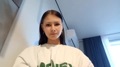 Snapshot of naomaoyola chatting on 07.04.26 Zendaya online show from 07.04.26