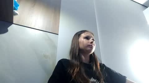 Snapshot of naomaoyola chatting on 07.21.26 Zendaya online show from 07.21.26