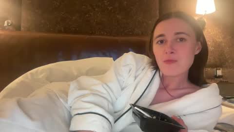 Naomi      online show from 06.01.26