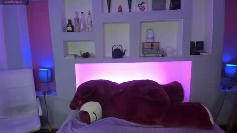 Naomi online show from 04.01.26