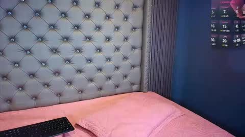 NAOMI online show from 04.01.26