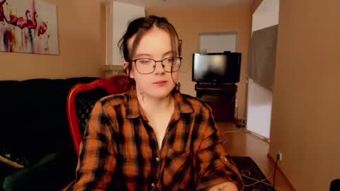 naomi_di online show from 07.10.26